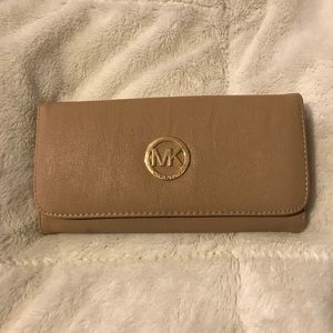 Michael Kors wallet
